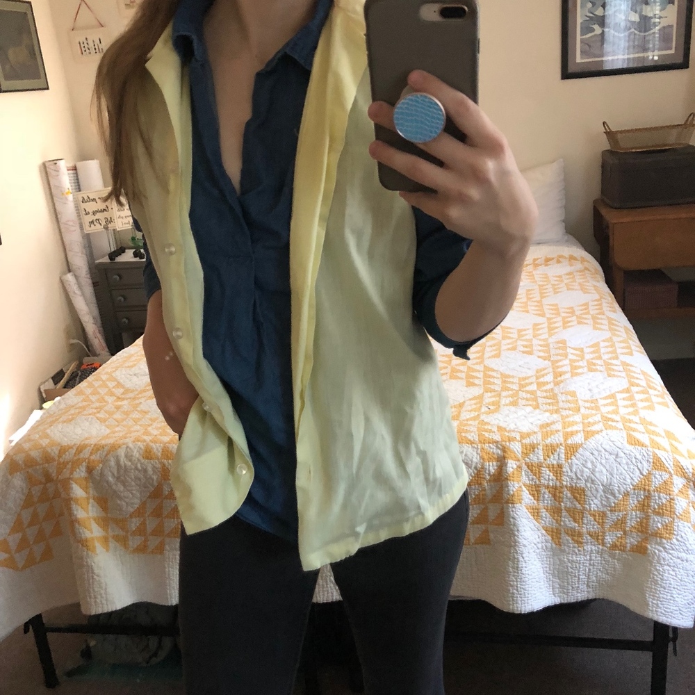 Style Craft Yellow Sleeveless Button-Down